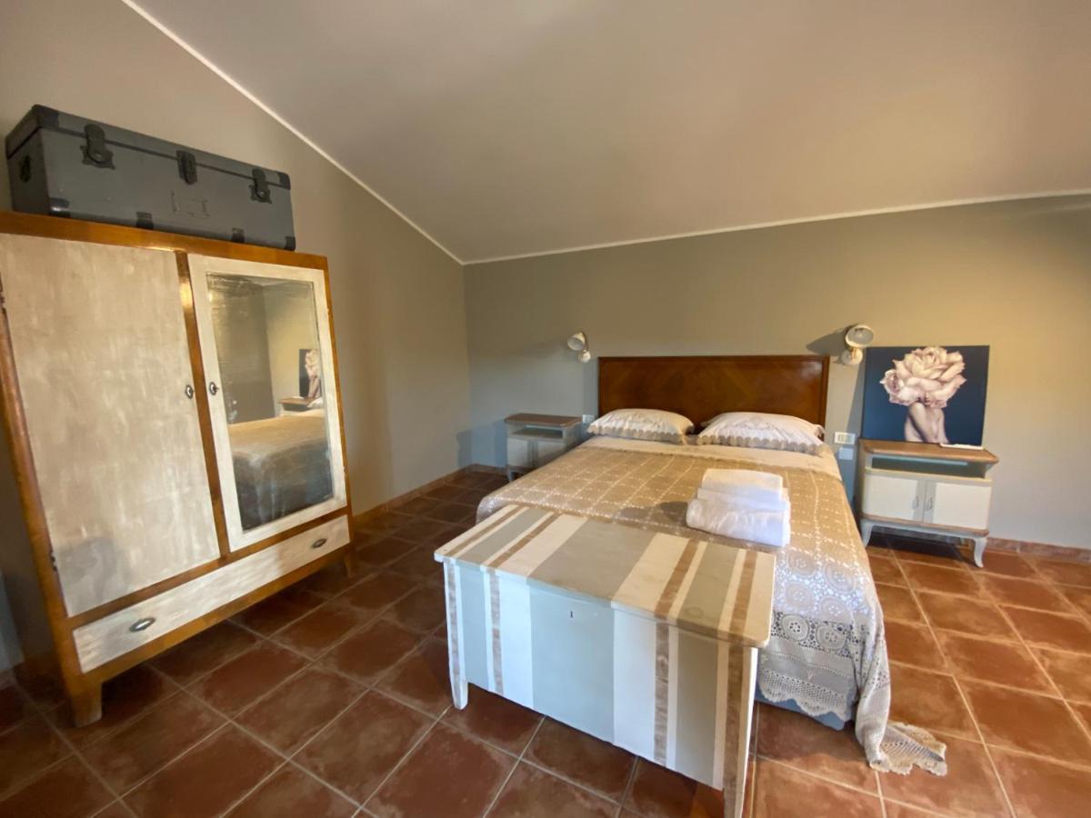 Casale Cialifone Villa Alanno Kültér fotó